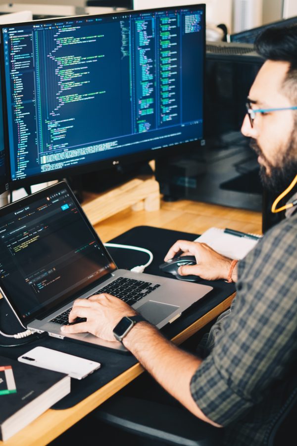 procreator-ux-design-studio-VzJjPuk53sk-unsplash-600×900